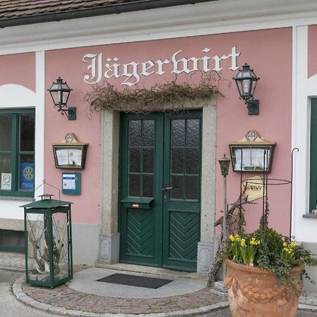 ホテル Gasthof Jaegerwirt Au an der Donau エクステリア 写真